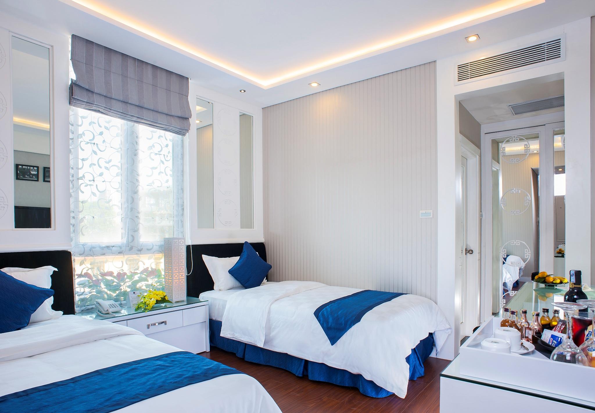 Minerva Church Hotel Hanoi Exterior photo